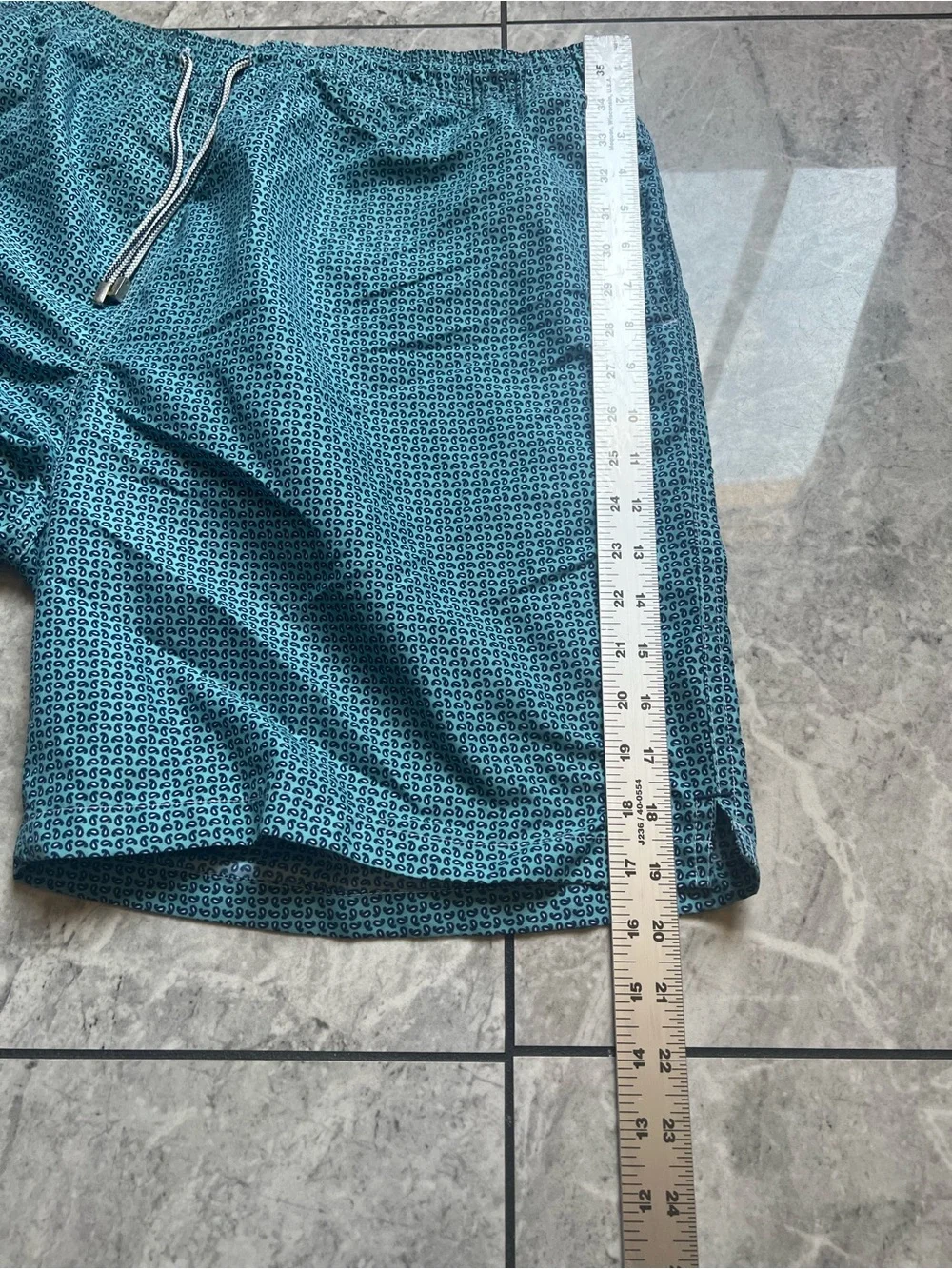 Peter Millar Mens Swim Trunks Board Shorts Blue Geometric Paisley Swimwear Sz XL